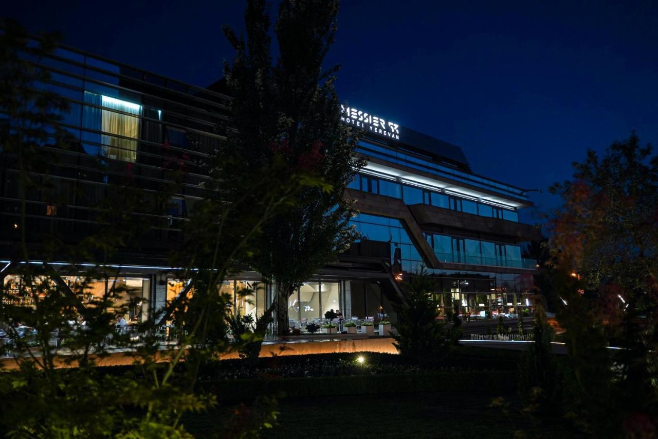 Messier 53 Hotel Ereván Exterior foto
