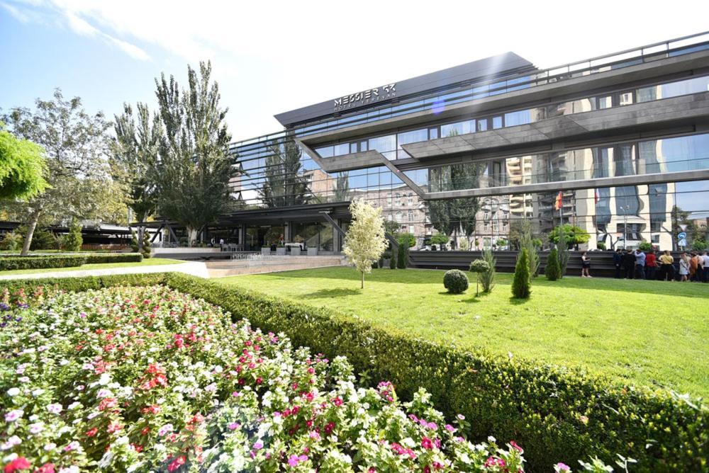 Messier 53 Hotel Ereván Exterior foto